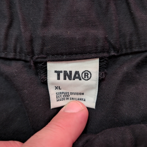 Woman's TNA pants - Picture 2 of 2